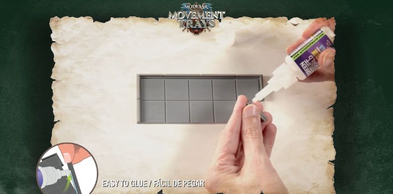 Sekundenkleber-Gel oder Cyanacrylatkleber kann für Kunststoffteile verwendet werden